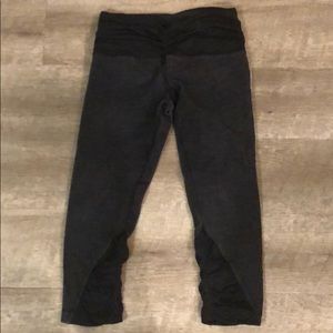 LuluLemon cropped running pant